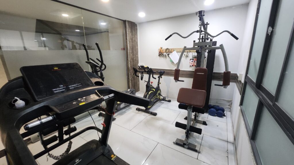 phòng gym trong căn hộ 3B Maison